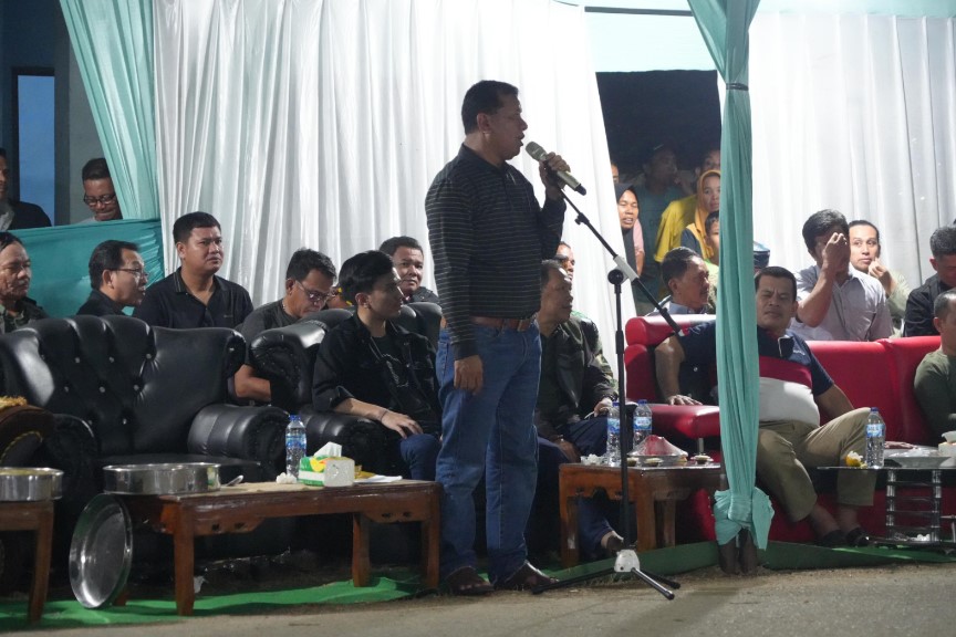 Bupati Kuansing Gelar Silaturahmi dan Persiapan Pacu Jalur Nasional di Pulau Panjang Hilir