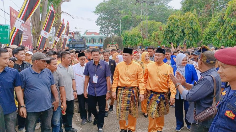 Kekuatan Rakyat, Massa Adam - Sutoyo Paling Ramai Saat Daftar ke KPU Kuansing
