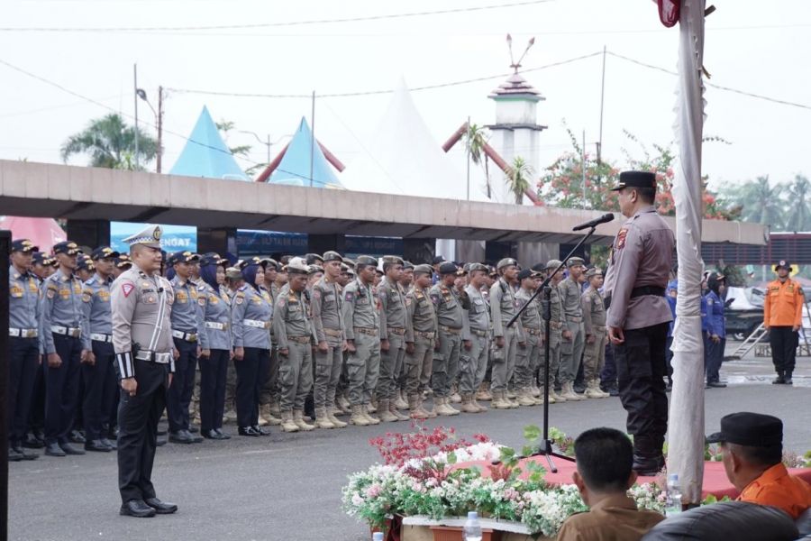Pimpin Apel Kesiapan Pengamanan Pacu Jalur 2024, Kapolres: 1500 Pasukan Gabungan Siap Mengamankan