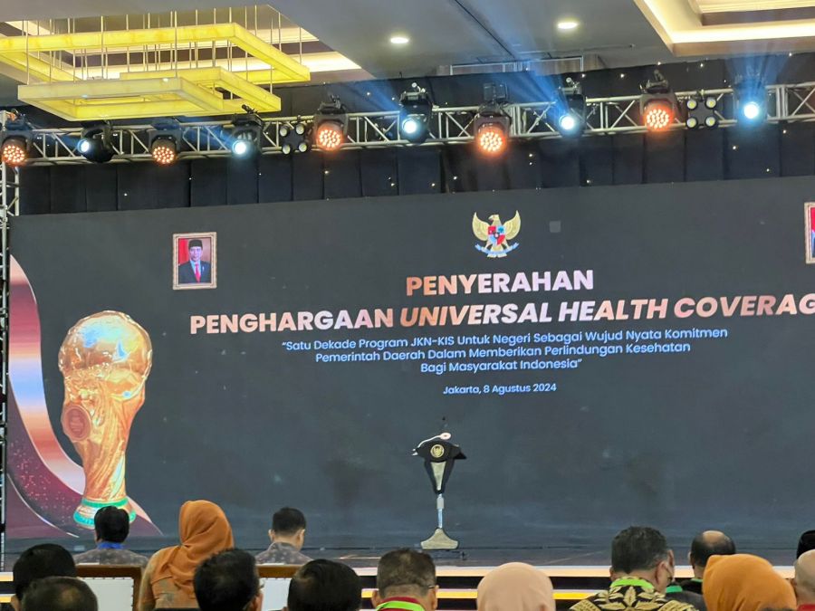 Raih Penghargaan UHC, Bupati : Saya dan Pemkab Akan Terus Tingkatkan Pelayanan Terbaik dan Gratis