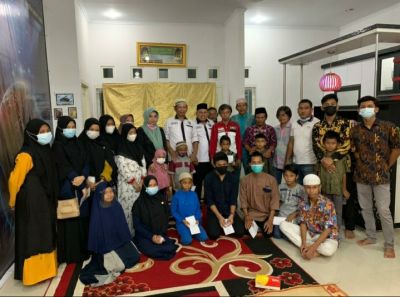 PW IWO Riau Santuni 20 Anak Yatim